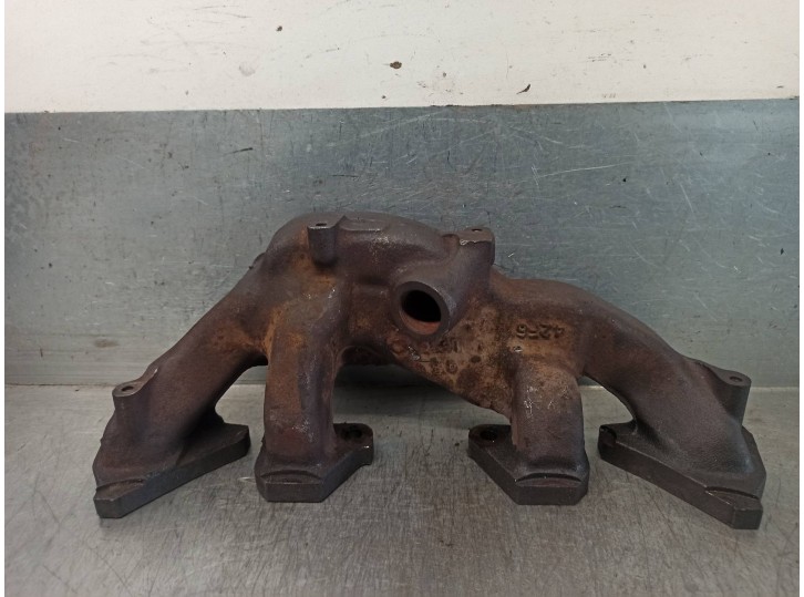 Replacement exhaust manifold for Nissan Primera sedan (P11) 2.0 turbodiesel cat OEM IAM reference 140042F600 