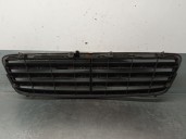 Recambio de rejilla delantera para mercedes-benz clase c (w203) c 220 cdi (203.008) referencia OEM IAM A2038800223  