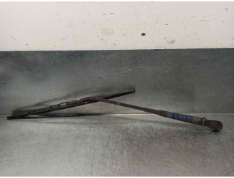 Recambio de brazo limpia trasero para opel monterey ltd referencia OEM IAM 8943588611  