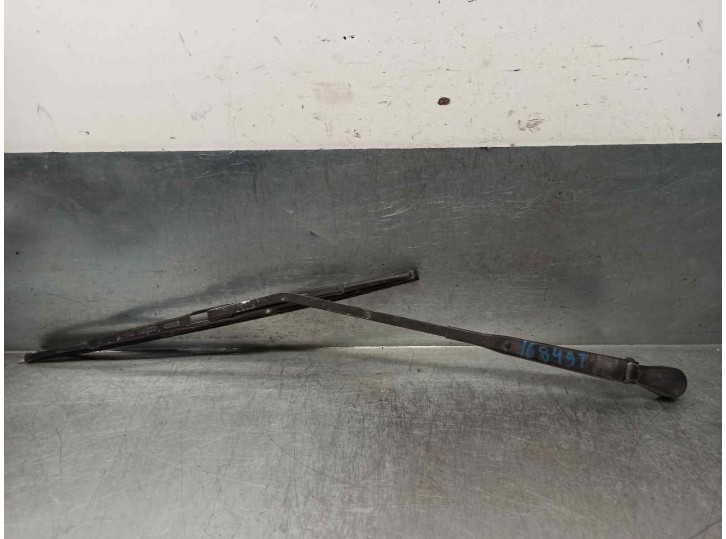 Recambio de brazo limpia trasero para opel monterey ltd referencia OEM IAM 8943588611  