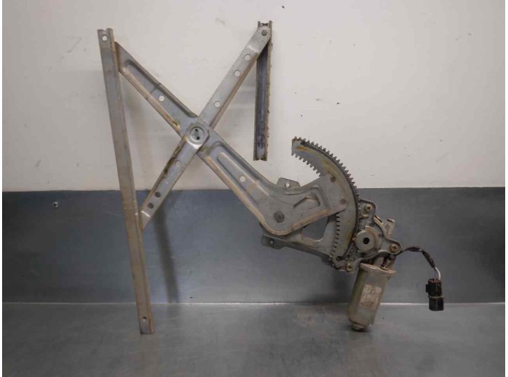 Recambio de elevalunas delantero izquierdo para opel monterey ltd referencia OEM IAM 8943585690 2 PINES 5 PUERTAS