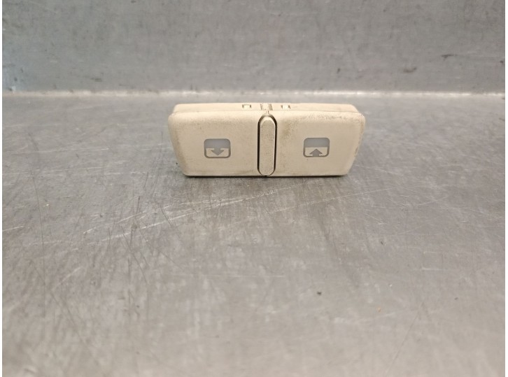 Recambio de mando elevalunas delantero derecho para fiat 500 (312_) 1.2 (312axa1a) referencia OEM IAM 735536760 735536760 