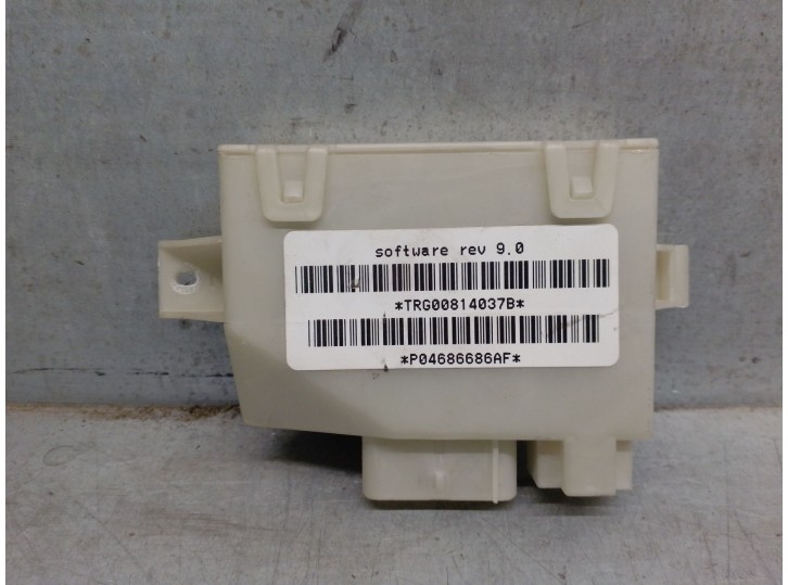 Replacement central locking unit for Chrysler Voyager (RG) 2.5 CRD Grand Voyager Limited OEM IAM reference P04686686AF 