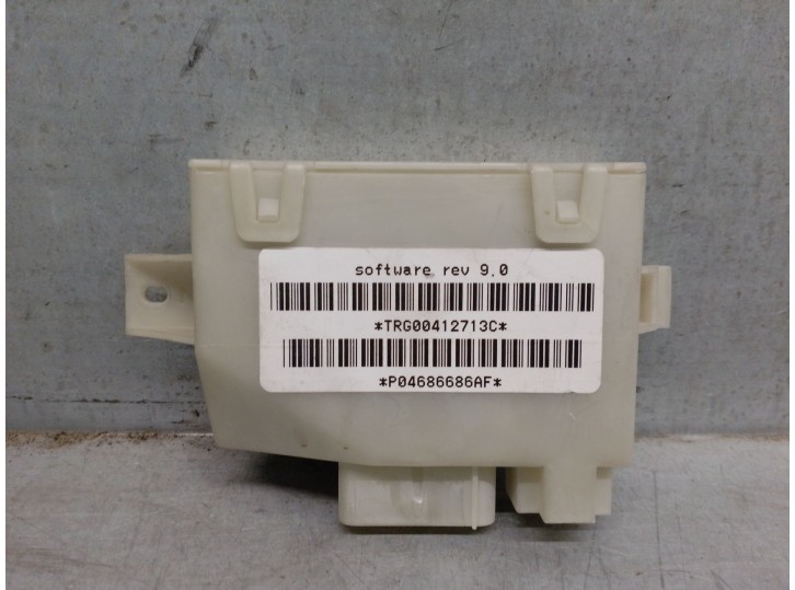 Recambio de centralita cierre para chrysler voyager (rg) 2.5 crd grand voyager limited referencia OEM IAM P04686686AF 