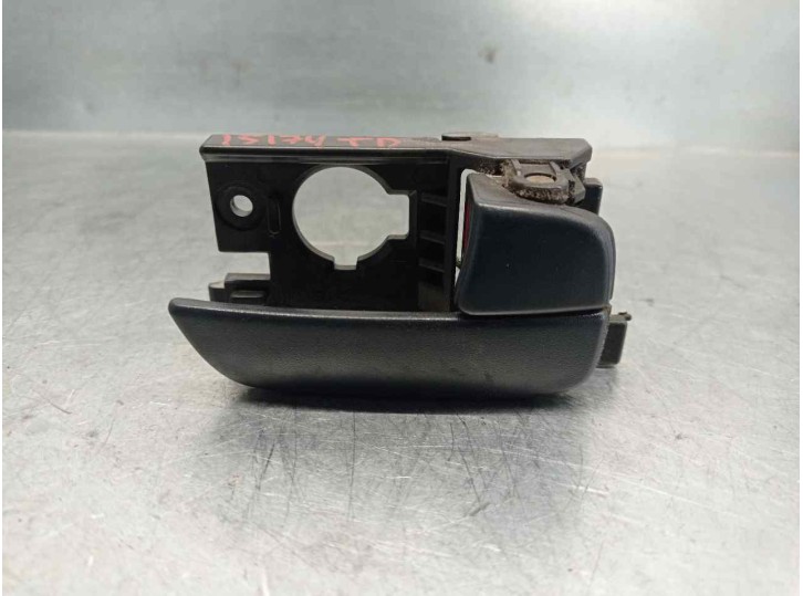 Replacement rear right interior door handle for Hyundai Accent (MC) 1.4 CAT OEM IAM reference 836201E000 4 DOORS