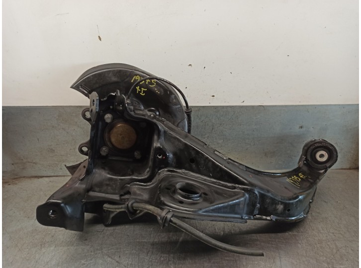 Recambio de mangueta trasera izquierda para bmw serie 2 gran tourer (f46) 2.0 16v turbodiesel referencia OEM IAM 33308842879 CE