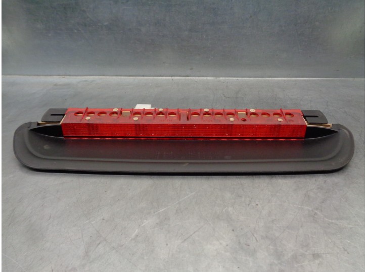 Recambio de luz central de freno para bmw serie 3 berlina (e90) 320d referencia OEM IAM 63257145519 168644 