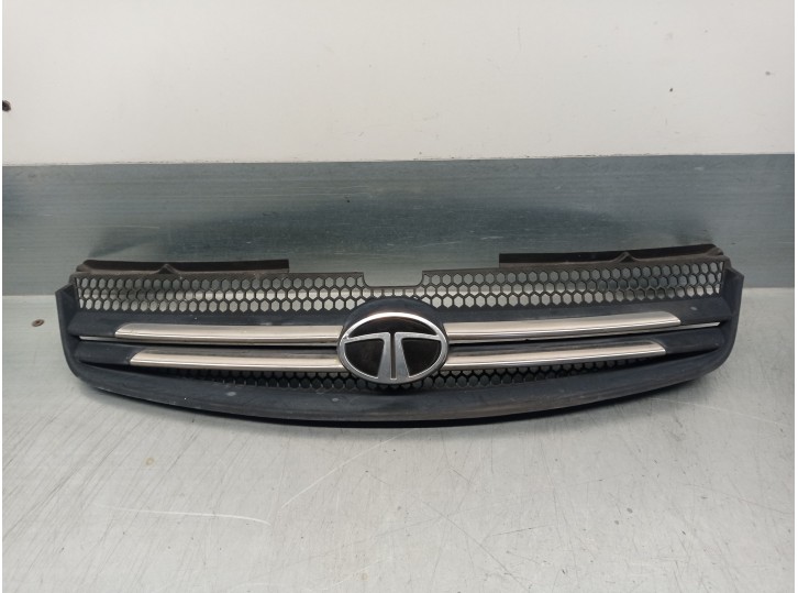 Recambio de rejilla delantera para tata indica 2006 1.4 63 kw referencia OEM IAM 286888506305  