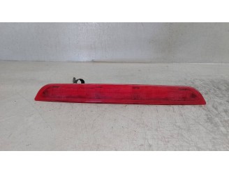 Recambio de luz central de freno para mazda cx-5 2.2 turbodiesel cat referencia OEM IAM KD5351580  