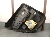 Recambio de guarnecido puerta trasera derecha para toyota yaris (_p13_) 1.5 hybrid (nhp130_) referencia OEM IAM 676300DE0026 676