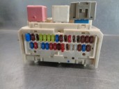 Replacement relay / fuse box for Toyota Auris Luna+ OEM IAM reference 8273002150 