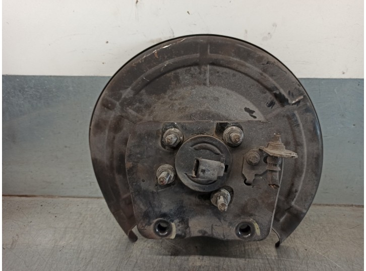 Recambio de mangueta trasera derecha para opel astra h berlina 1.9 cdti referencia OEM IAM 1604316  