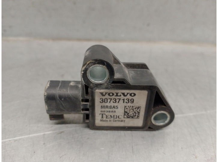 Recambio de sensor impacto para volvo v50 (545) 2.0 d referencia OEM IAM 30737139 