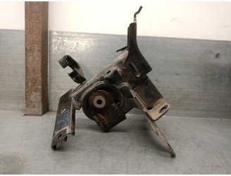 Recambio de soporte motor izquierdo para toyota yaris (_p13_) 1.5 hybrid (nhp130_) referencia OEM IAM 123720M100 123720M100 