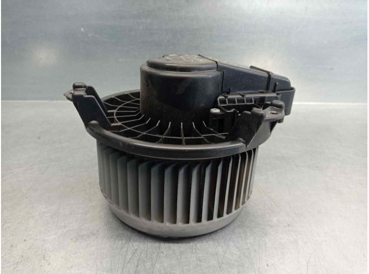 Recambio de motor calefaccion para toyota corolla verso (r1) 2.2 turbodiesel cat referencia OEM IAM 8710302150 