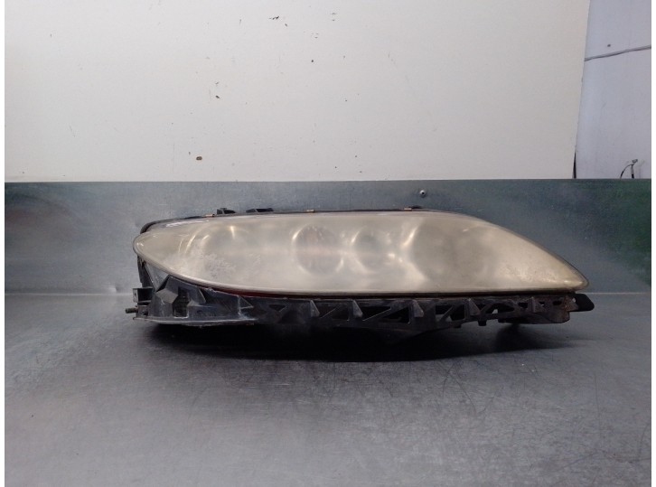 Replacement right headlight for Mazda 6 Saloon (GG) 2.0 Diesel CAT OEM IAM reference F014003903R 5 DOORS