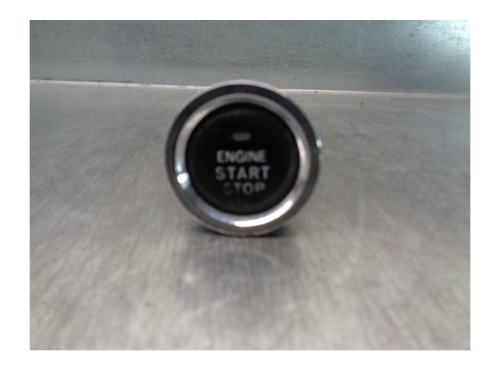 Recambio de boton start/stop para toyota yaris (_p9_) 1.4 d-4d (nlp90_) referencia OEM IAM 15A8542 