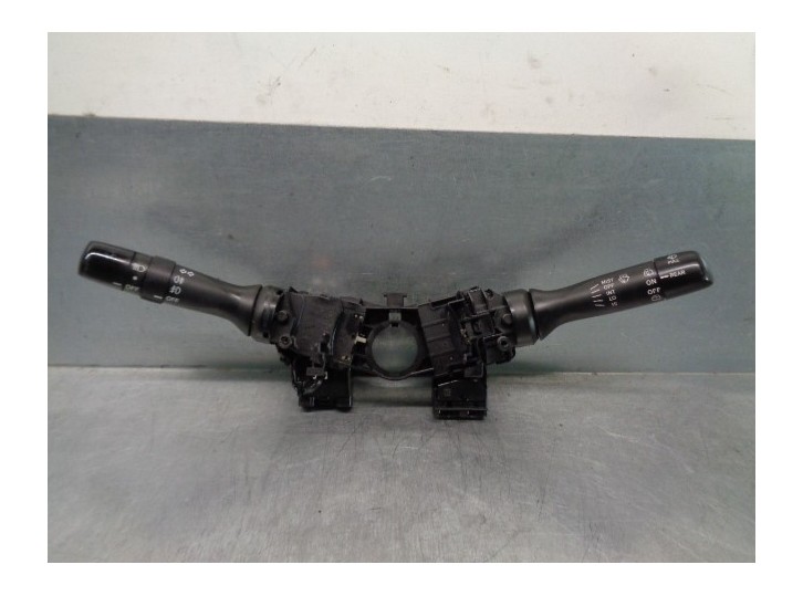 Recambio de mando luces para toyota yaris (_p9_) 1.4 d-4d (nlp90_) referencia OEM IAM 841400D080 846520D030 