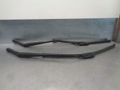 Recambio de brazo limpia delantero derecho para mg serie 600 (rh) 2.0 turbodiesel referencia OEM IAM 56104627 