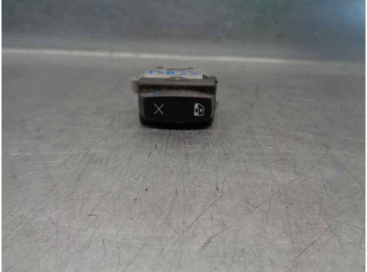 Recambio de mando para renault megane ii coupe/cabrio 1.6 16v referencia OEM IAM 28082  