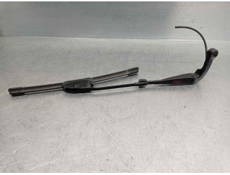 Recambio de brazo limpia trasero para nissan patrol gr (y61) comfort referencia OEM IAM 