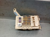Recambio de caja reles / fusibles para lexus rx (mcu15) 300 awd (mcu15) referencia OEM IAM 8272048011 8272048011 