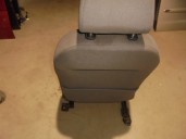 Recambio de asiento delantero izquierdo para ford focus berlina (cap) ambiente (d) referencia OEM IAM TELA GRIS 5 PUERTAS
