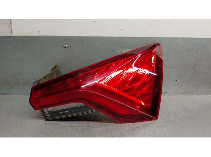 Recambio de piloto trasero derecho para skoda scala (nw1) 1.0 tsi referencia OEM IAM 657945208 657945208 