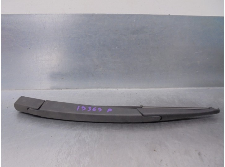 Recambio de brazo limpia trasero para nissan micra (k12e) 1.2 cat referencia OEM IAM 287813U020  