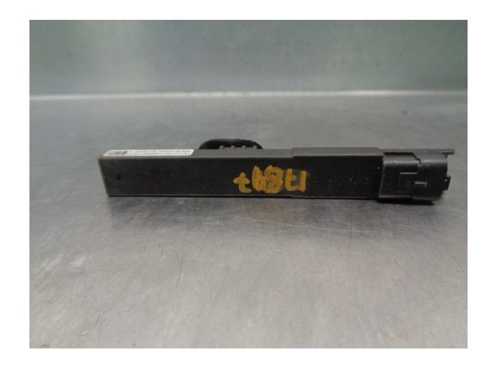 Recambio de antena para citroën c3 iii (sx) 1.2 vti 82 referencia OEM IAM 9672409080 