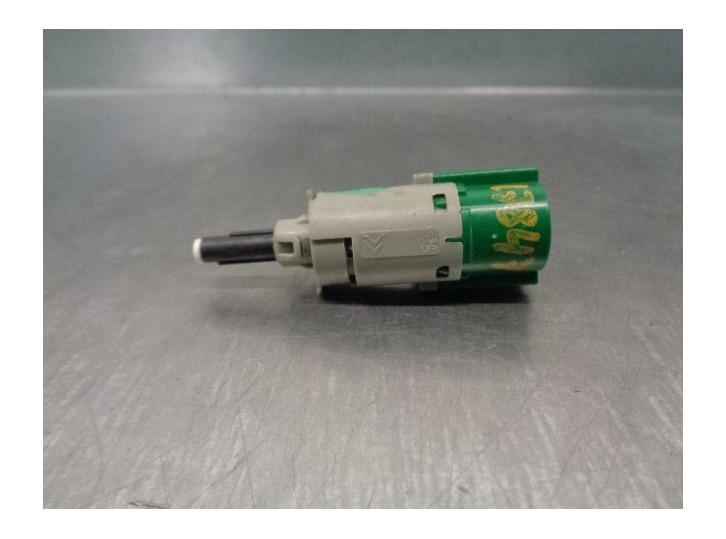 Recambio de interruptor para citroën c3 iii (sx) 1.2 vti 82 referencia OEM IAM 9818232480 