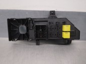Recambio de caja reles / fusibles para opel vectra c berlina 1.8 16v cat (z 18 xe / 2h9) referencia OEM IAM 518777016 