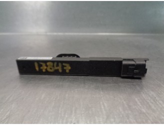 Recambio de antena para citroën c3 iii (sx) 1.2 vti 82 referencia OEM IAM 9672409080 