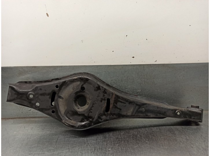 Recambio de brazo suspension inferior trasero derecho para volkswagen scirocco (137) 2.0 tdi referencia OEM IAM 1K0505311AB  
