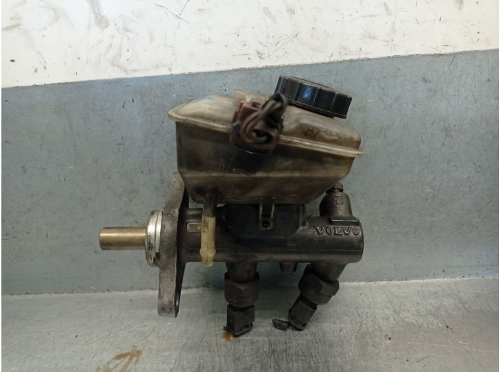 Recambio de bomba freno para volvo s60 i (384) d5 referencia OEM IAM 8646006 36002375 03350884532 ATE