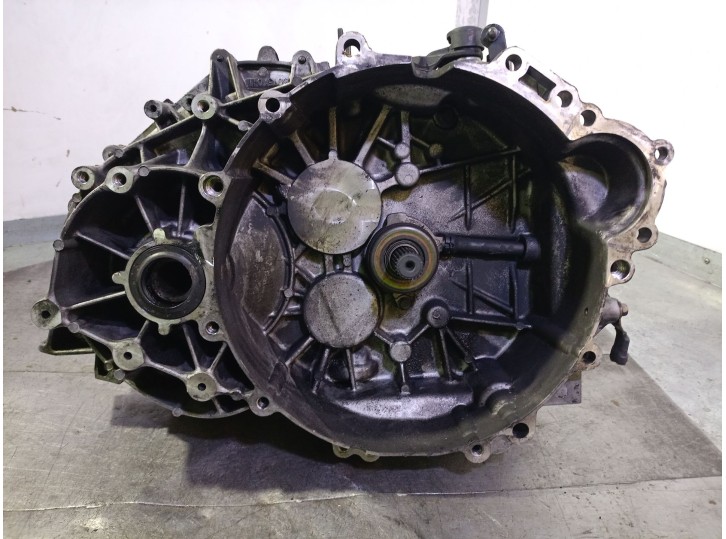 Recambio de caja cambios para volvo s60 i (384) d5 referencia OEM IAM 666R7002BB 8252153 9482374