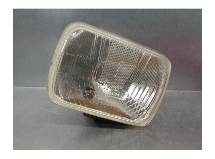 Replacement right headlight for Renault Rapid/Express (F40) 1.4 OEM IAM reference 7701031920 