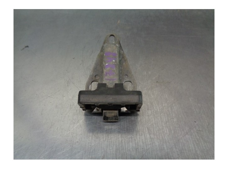 Recambio de cerradura maletero / porton para renault rapid/express (f40) 1.4 referencia OEM IAM 7700763849 