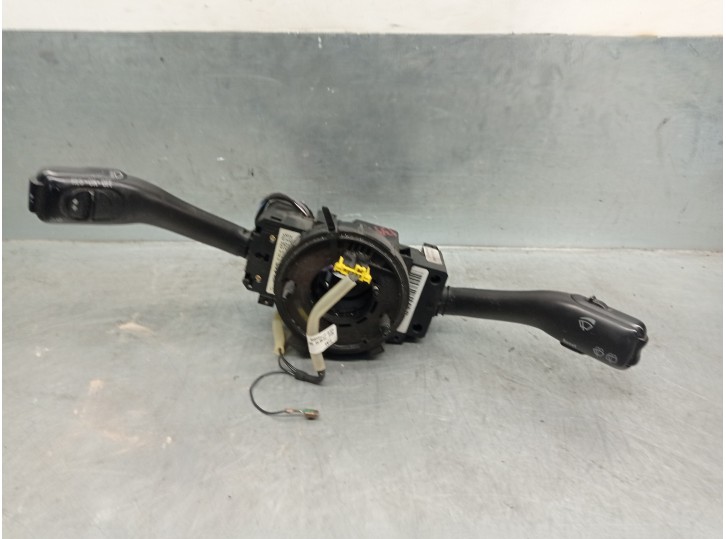 Recambio de mando luces para skoda fabia familiar (6y5) 1.4 tdi referencia OEM IAM 6Y1941531H  