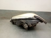 Replacement right headlight for Lexus RX (MCU15) 300 AWD (MCU15) OEM IAM reference 8111048090 8111048090 