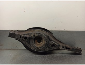 Recambio de brazo suspension inferior trasero derecho para mazda cx-5 2.2 turbodiesel cat referencia OEM IAM KD3528300  