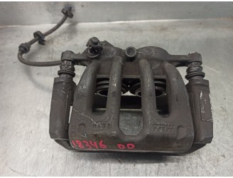 Recambio de pinza freno delantera derecha para peugeot 607 (s2) 2.7 hdi fap cat (uhz / dt17ted4) referencia OEM IAM 4401H5 TRW