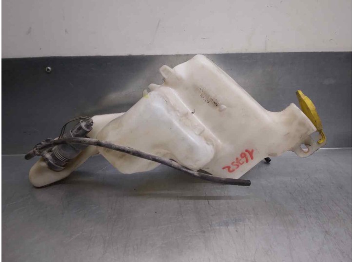 Recambio de deposito limpia para jeep compass 2.0 crd cat referencia OEM IAM 05303789AF  