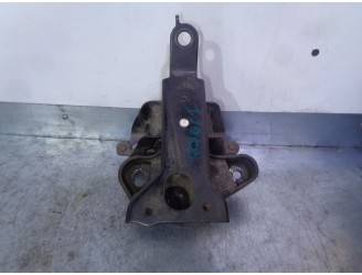 SOPORTE MOTOR IZQUIERDO 1813K4 