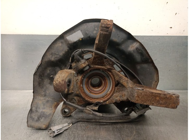 Replacement front right stub axle for Lexus RX (MCU15) 300 AWD (MCU15) OEM IAM reference 4321133070 4321133070 