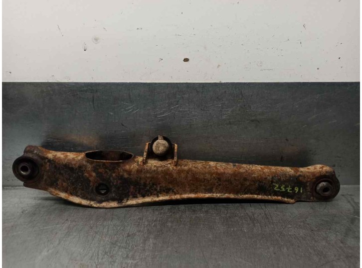 Recambio de brazo suspension inferior trasero izquierdo para jeep compass 2.0 crd cat referencia OEM IAM 5105272AB  