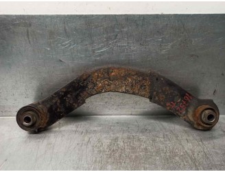 Recambio de brazo suspension superior trasero izquierdo para jeep compass 2.0 crd cat referencia OEM IAM 05105271D  