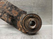 Recambio de brazo suspension superior trasero izquierdo para jeep compass 2.0 crd cat referencia OEM IAM 05105271D  