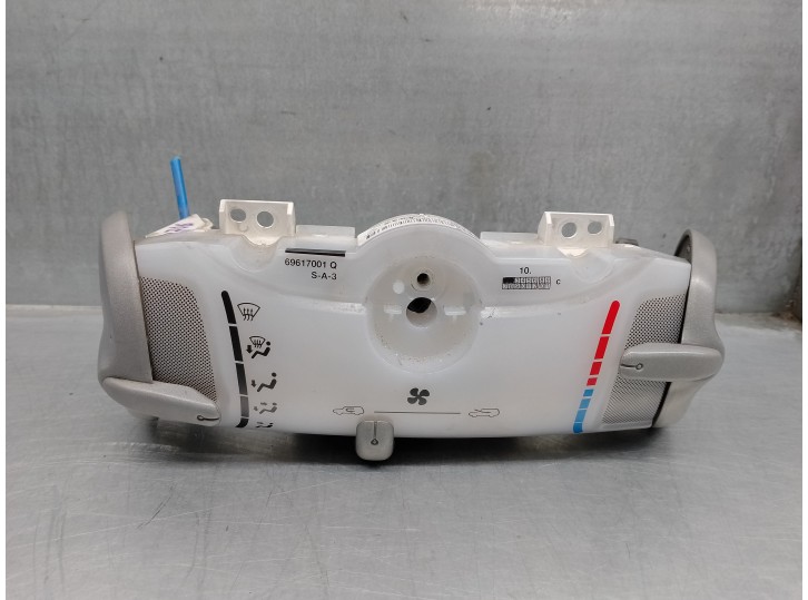 Recambio de mando calefaccion / aire acondicionado para citroën c1 audace referencia OEM IAM P69610001A 