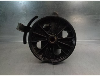 Replacement power steering pump for Volvo S80 saloon 2.8 bi-turbo CAT OEM IAM reference 8251736 7613955136 ZF